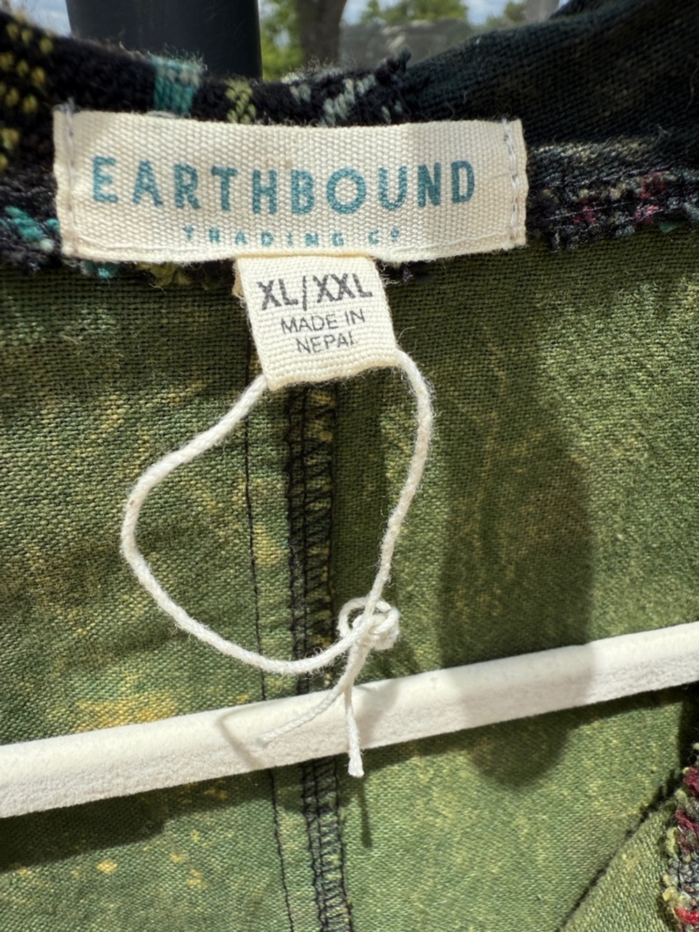 EARTHBOUND Green Multi Patchwork Fringe Hooded Pullover poncho XL/XXL - Picture 3 of 4